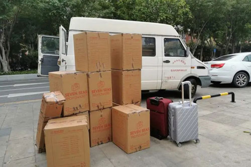 凤凰镇行李托运公司